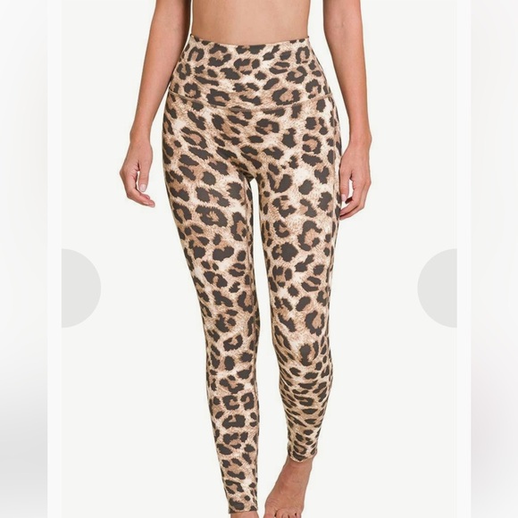 New! Leopard Cheetah Print Wide Band Tummy Control Leggings - Picture 3 of 3